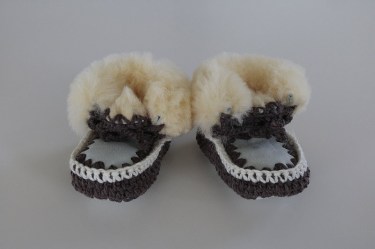 child-ugg-brown