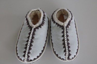 scuff-brown